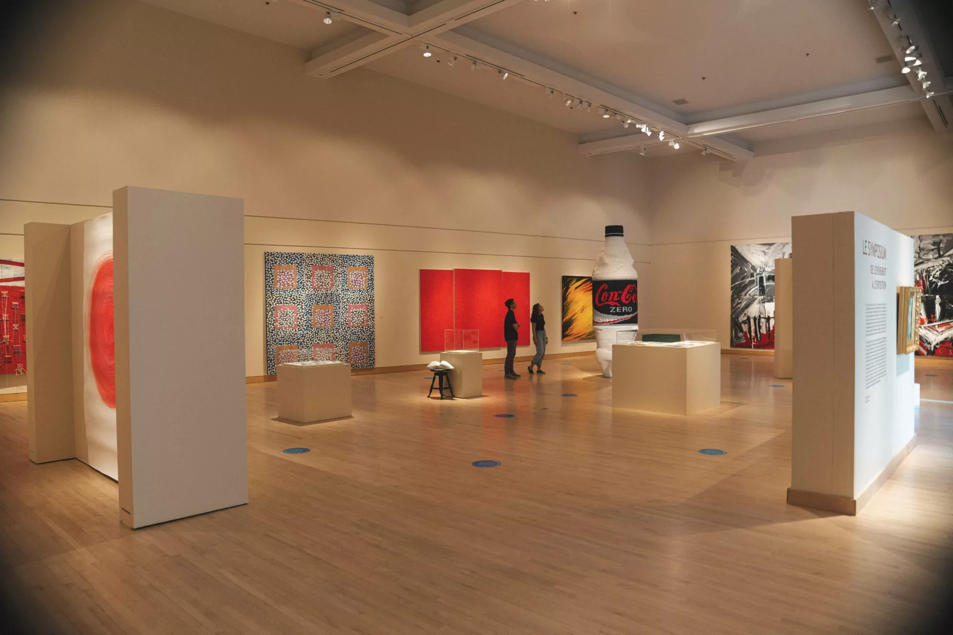Salle d'exposition du Musée d'art contemporain de Baie-Saint-Paul